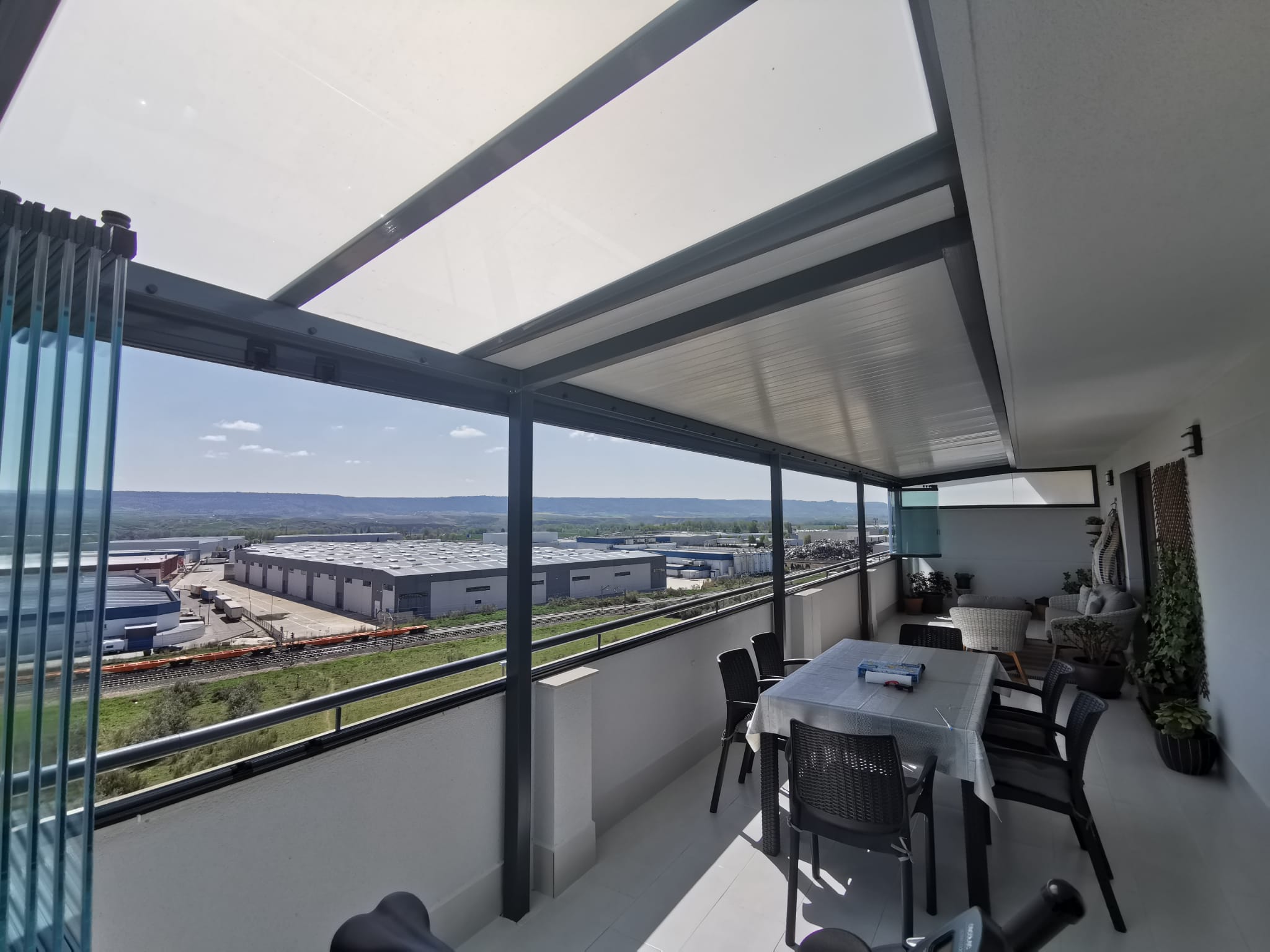 Cortinas de Cristal y Cerramientos GLASSLAND