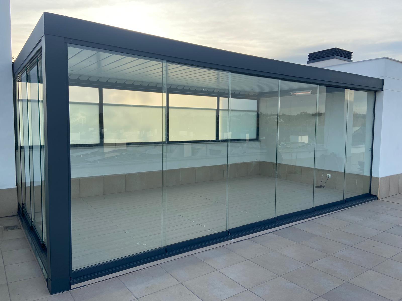 Cortinas de Cristal y Cerramientos GLASSLAND