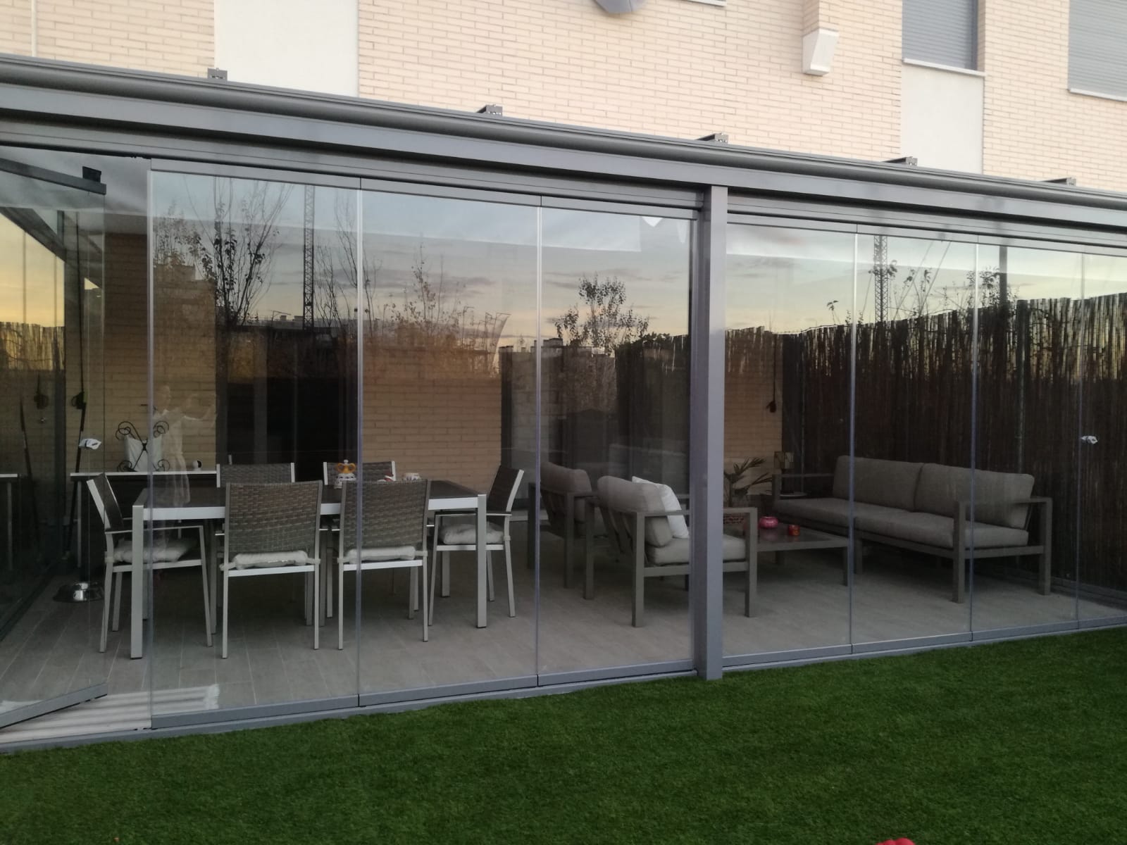 Cortinas de Cristal y Cerramientos GLASSLAND