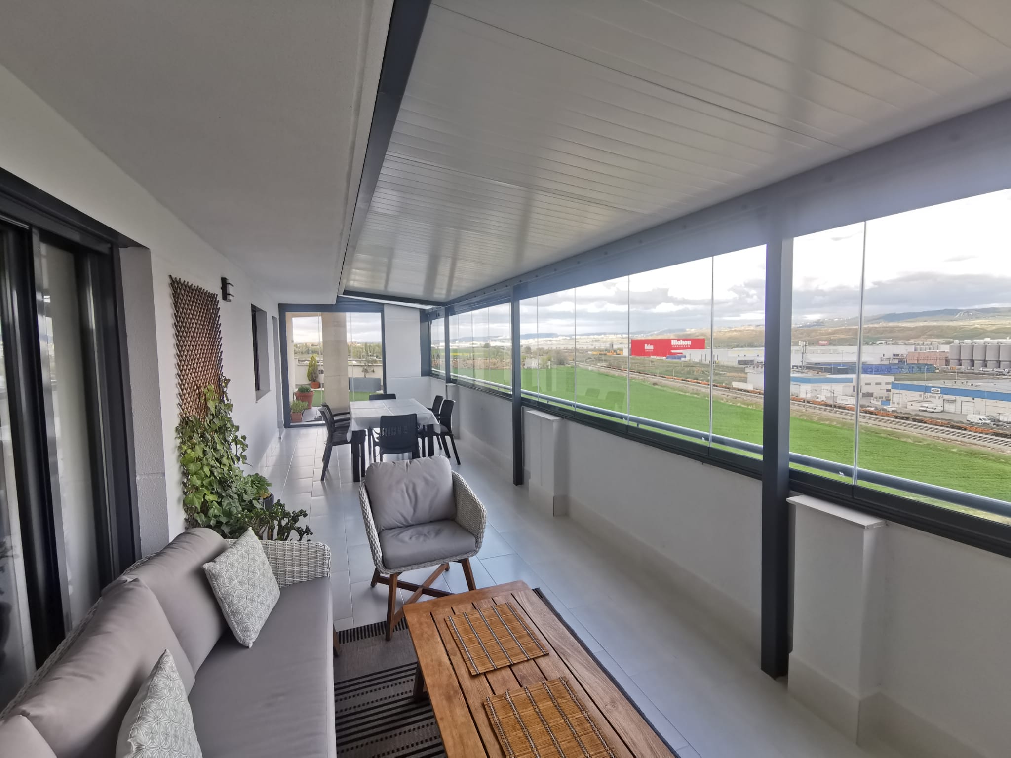 Cortinas de Cristal y Cerramientos GLASSLAND