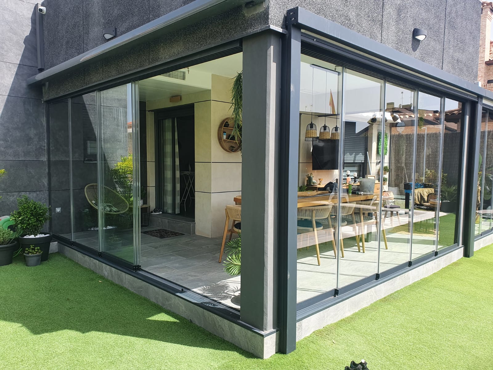 Cortinas de Cristal y Cerramientos GLASSLAND